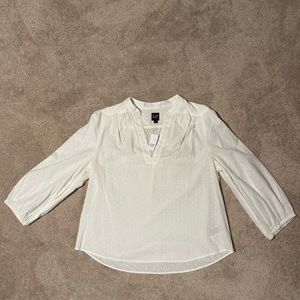 GAP L Ivory Long Sleeve Light Top NWT